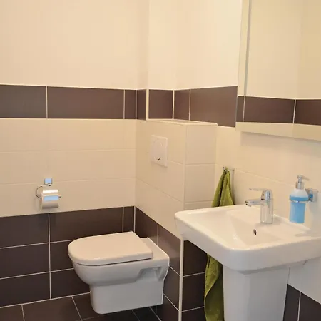Lovely In With Sauna Apartamento